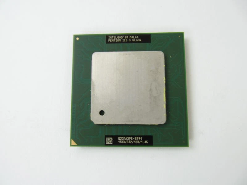 SL6BW Intel Corporation Intel Pentium III 1.13GHz/512K/133MHz CPU - Image 1 of 1