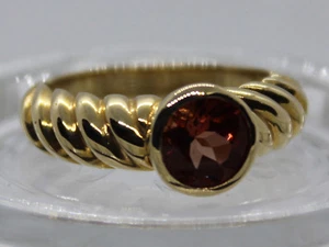 ANILLO GRANATE ROJO REDONDO 7MM TONO DORADO SOBRE LATÓN FINO Unisex Talla 8 ¡NUEVO!  - Imagen 1 de 6