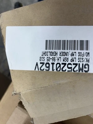 Gm2520162v Genuine Oem 98-05 S10 Wo/fog Lmp Under Headlight - Image 1 of 3