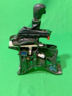 Palanca de cambios automática deportiva Honda Civic 2017-2021 hatchback OEM Foto 1 de 4