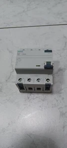Siemens 5SV3344-6KL FI-Schutzschalter, FI 40/0,03A 4polig - Bild 1 von 9