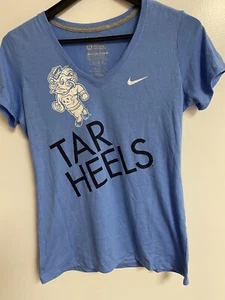 North Carolina Tar Heels NCAA Women's Slim Fit V-Neck Blue Shirt Large C - Picture 1 of 3