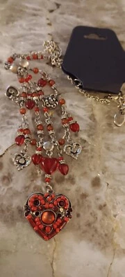 Collar Corazón Rojo Y Plata Cuentas Y Piedras  Foto 1 de 2
