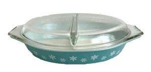 Very Nice Vintage Pyrex Turquoise Snowflake Divided 1.5 Qt Casserole Dish w Lid - Picture 1 of 7