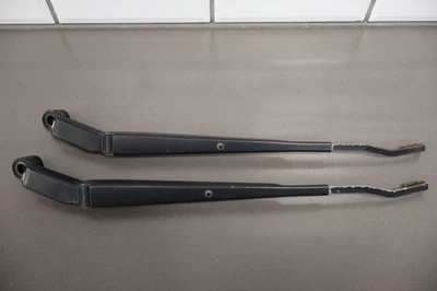 Par de brazos limpiaparabrisas Lexus LX450 1996-1997 Foto 1 de 4