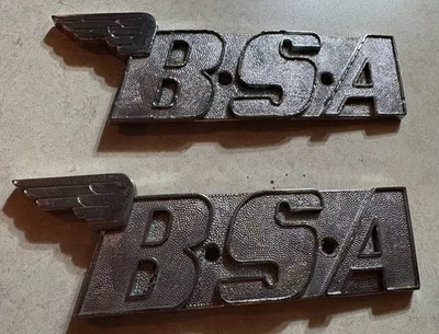 SET OF USED BSA TANK BADGES - 1971-72 BSA A65 A70 EXCELLENT PRE-OWNED CONDITION - Image 1 of 4