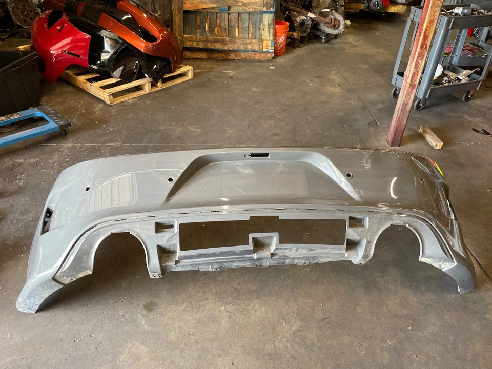 原始设备制造商后置发动机灰色适用于 2015 年 2017 年 2019 - 2022 道奇充电器 68453848AA — 第 1/4 张图片