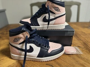 Size 10 - Women's Nike  Air Jordan 1 Retro Hi OG 2021 (J4) - Picture 1 of 8