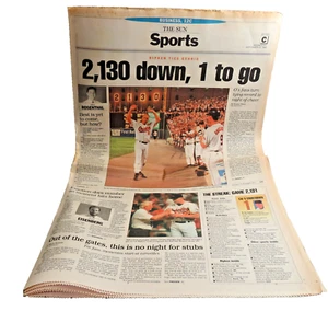Baltimore Sun Zeitung Sportabteilung Cal Ripken, Jr. 2130 Down, 1 to Go 1995 - Bild 1 von 2