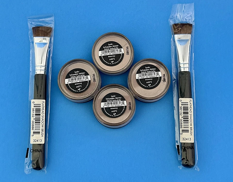 Bareminerals Bare Escentuals Eyecolor SNAZZY - LOTE DE 4 - MÁS 2 CEPILLOS Foto 1 de 1