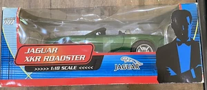 Beanstalk Jaguar XKR Roadster 007 The Leaping Cat 1/18 Scale Car - #10012 - Picture 1 of 5