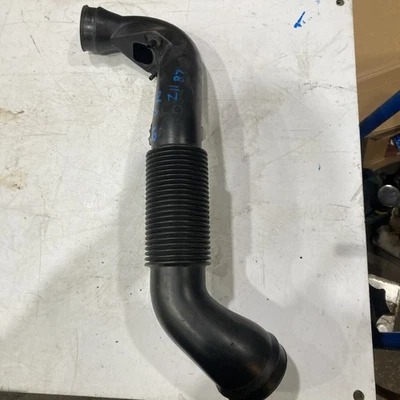 201-2007 VOLVO S60 V70 V70xc S80 XC90 5cyl turbo  Air Intake Tube 30680446 Foto 1 de 4