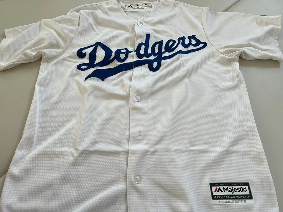 LA Dodgers Jersey Robinson Edition Stitched Throwback Breaking Barriers Patch M - Image 1 of 2