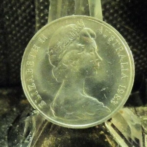 CIRCULATED 1983 10 CENT AUSTRALIAN COIN (62919)1..... - Picture 1 of 3