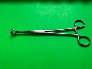 Codman 33-7025  Babock Classic Tissue Forceps 7-3/4'' - Picture 1 of 3