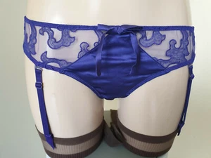 ANDRES SARDA STRING PORTE JARRETELLE TAILLE 40 REF 3300459 COLORI DEEP PURPLE - Picture 1 of 2