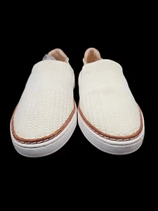 Ugg Sammy Knit Women's White Slip On Casual Sneaker size 9 - Picture 1 of 7