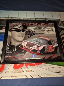 2004 Kevin Harvick Framed AUTOGRAPHED GM Goodwrench Chevrolet NASCAR Hero Card