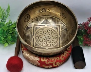 9" handmade Tibetan singing bowl - healing bowl for meditation, relaxation, yoga - Picture 1 of 6