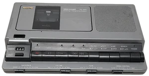 Sistema de dictado/transcripción Sanyo TRC-8800 SIN PROBAR sin fuente de alimentación para piezas - Imagen 1 de 3