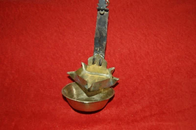 Ancienne Lampe à Huile en laiton, à suspendre - - Photo 1/4