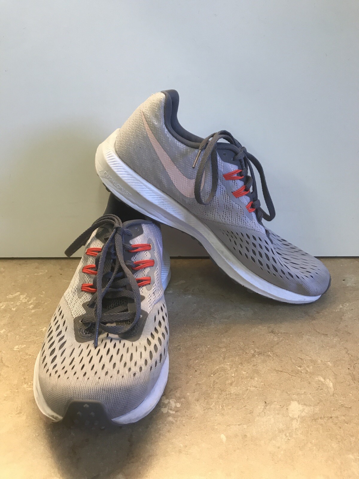 Nike Zoom Winflo 2 Mens Athletic 