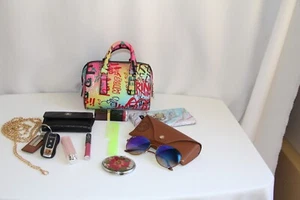 New without Tags Colorful graffiti Satchel with Chain. Fun and Stylish - Picture 1 of 12