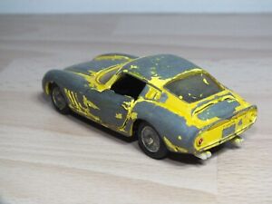 Dinky toys  FERRARI 275 GTB  jaune   MECCANO FRANCE ref : 506