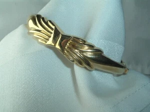 VINTAGE GOLD TONE METAL BANGLE BRACELET WITH LATCH - Picture 1 of 4