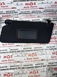 2016-2019 Ford Explorer Driver Left LH Sun Visor in Black w/ Illumination - Foto 1 di 3