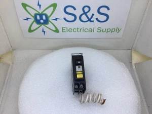 Cutler Hammer QBHAF1020 20 Amp 1 Pole 22Kaic Arc Fault Circuit Breaker - - Picture 1 of 5