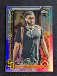 2025 Topps Chrome Fernando Tatis Jr Image Variation SP Refractor Padres - Picture 1 of 2