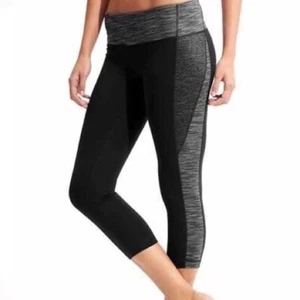 Athleta Leggings Gr. XS schwarz Remix Revelation Capri Cropped Workout Run Yoga - Bild 1 von 8