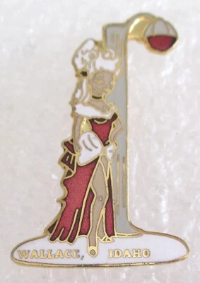Prendedor de coleccionista de recuerdos de viaje turístico de la ciudad de Wallace, Idaho Foto 1 de 2