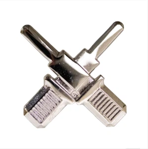 GENUINE U.S. NAVY BALL CAP DEVICE - MIRROR FINISH: GUNNERS MATE - Picture 1 of 3