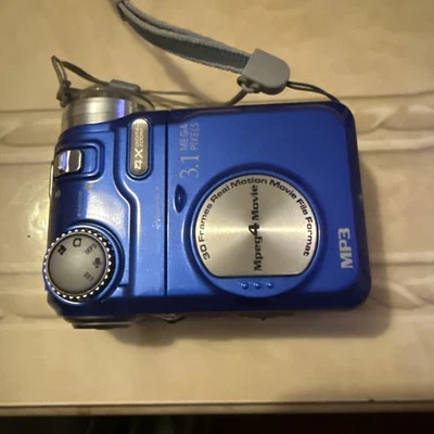 Zennox 3660 8.0MP Digital camera  - Image 1 of 3