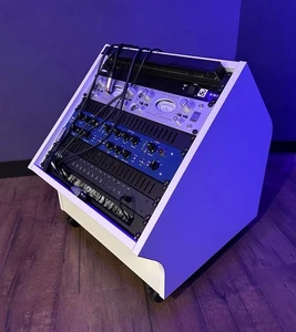 Thon Studio Side Rack 10U Face Up Rack - weiß Neuwertig - Bild 1 von 3