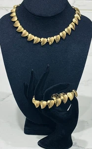Trifari Gold Tone Leaf Link Necklace Bracelet Set Vintage MCM Heart - Picture 1 of 12