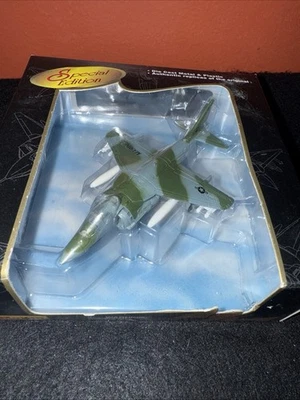 Maisto 1997 edición especial Marines McDonnell Douglas AV-8B Harrier II Foto 1 de 4