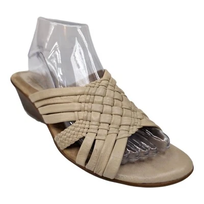 Softspots Wedge Heel Sandals Womens Cream Leather Slip On Pillowtop Size 8.5 - image 1 of 4