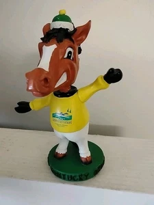 128° Kentucky Derby 2002 Bobble Head Churchill Charlie Resina Cavallo Breyer Acc. - Foto 1 di 9