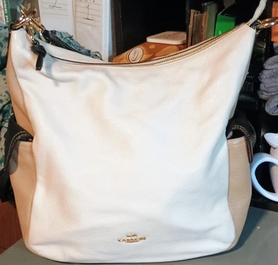 Cartera bandolera/hombro Coach "Penny" No.82122-6154 en muy buena condición Foto 1 de 4