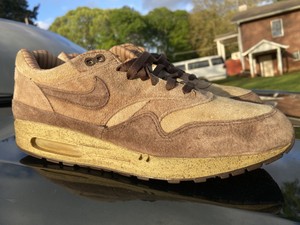 nike air max brown
