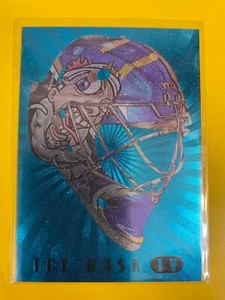 D58647  2006-07 Between The Pipes The Mask #M24 Ed Belfour 