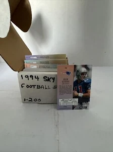 1994 SKYBOX PREMIUM FOOTBALL COMPLETE SET 1-200 MINT/NRMT Faulk RC - Picture 1 of 6