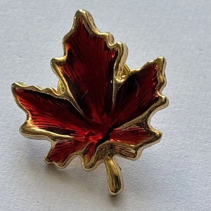 Canada Maple Leaf Metal Badge.  - Picture 1 of 2