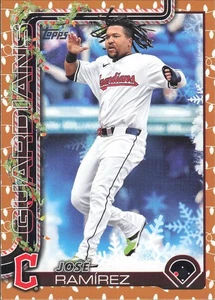 Jose Ramírez 2025 Topps Holiday Golden Metallic Lights #H195 Cleveland Guardians - Imagen 1 de 2