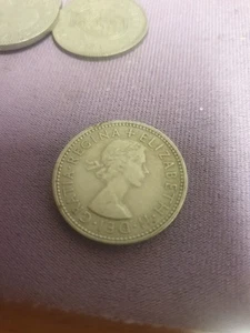 QUEEN ELIZABETH II, ONE SHILLING COINS & SIX PENCE & HALF CROWN - Bild 1 von 10