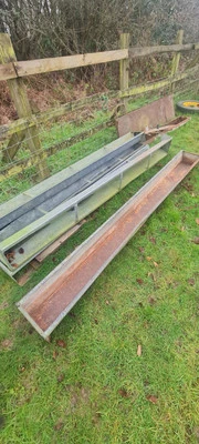 Troughs Planters Feeder Water - Image 1 of 4