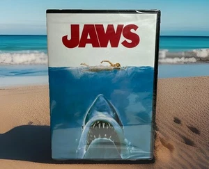 JAWS DVD Widescreen 124 Min Dolby 5.1 NTSC Reg 1 Digitally Remastered New Sealed - Foto 1 di 7